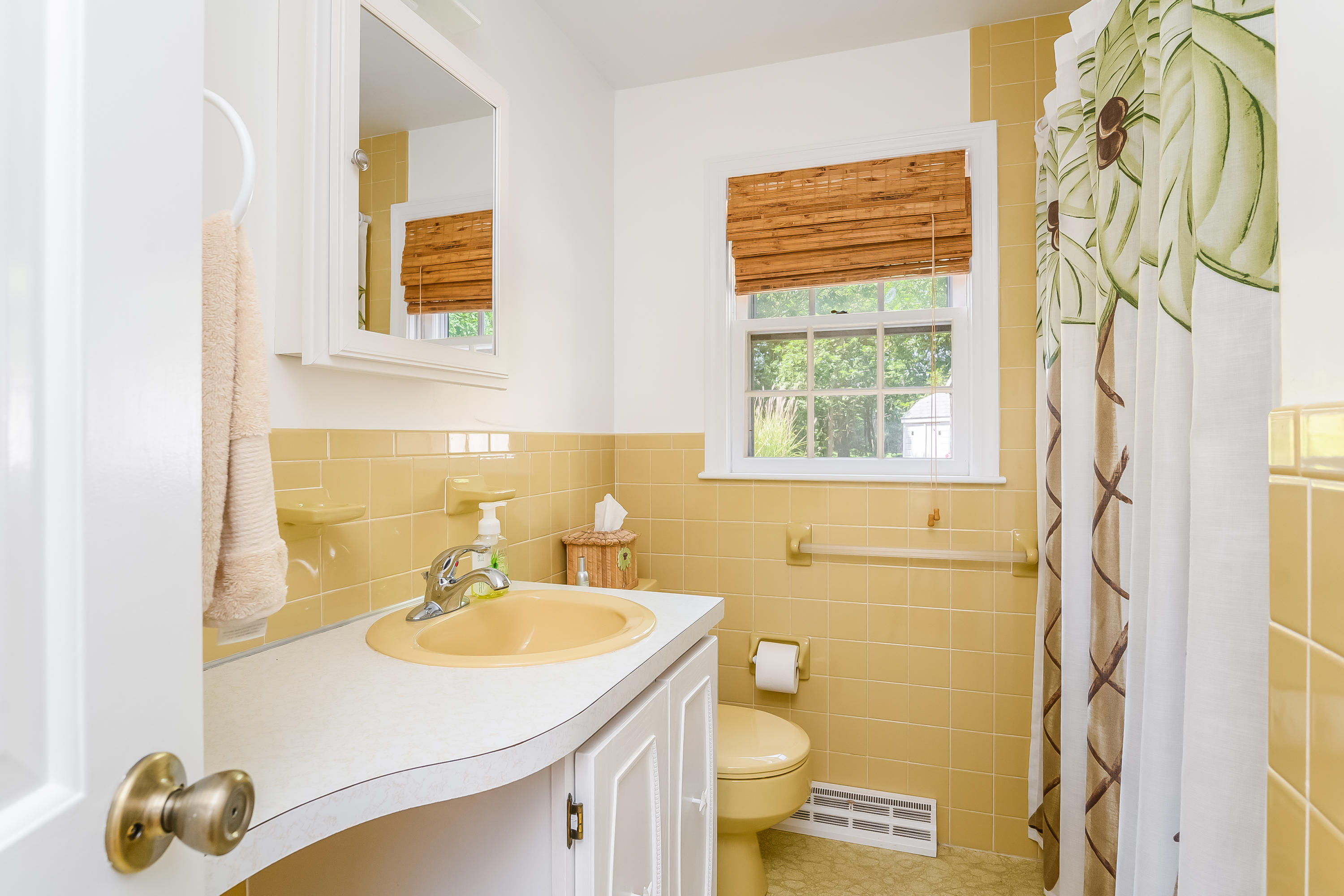 35 John Joseph Road Harwich, MA 02645 - Photo 15 of 20 Hall Bath