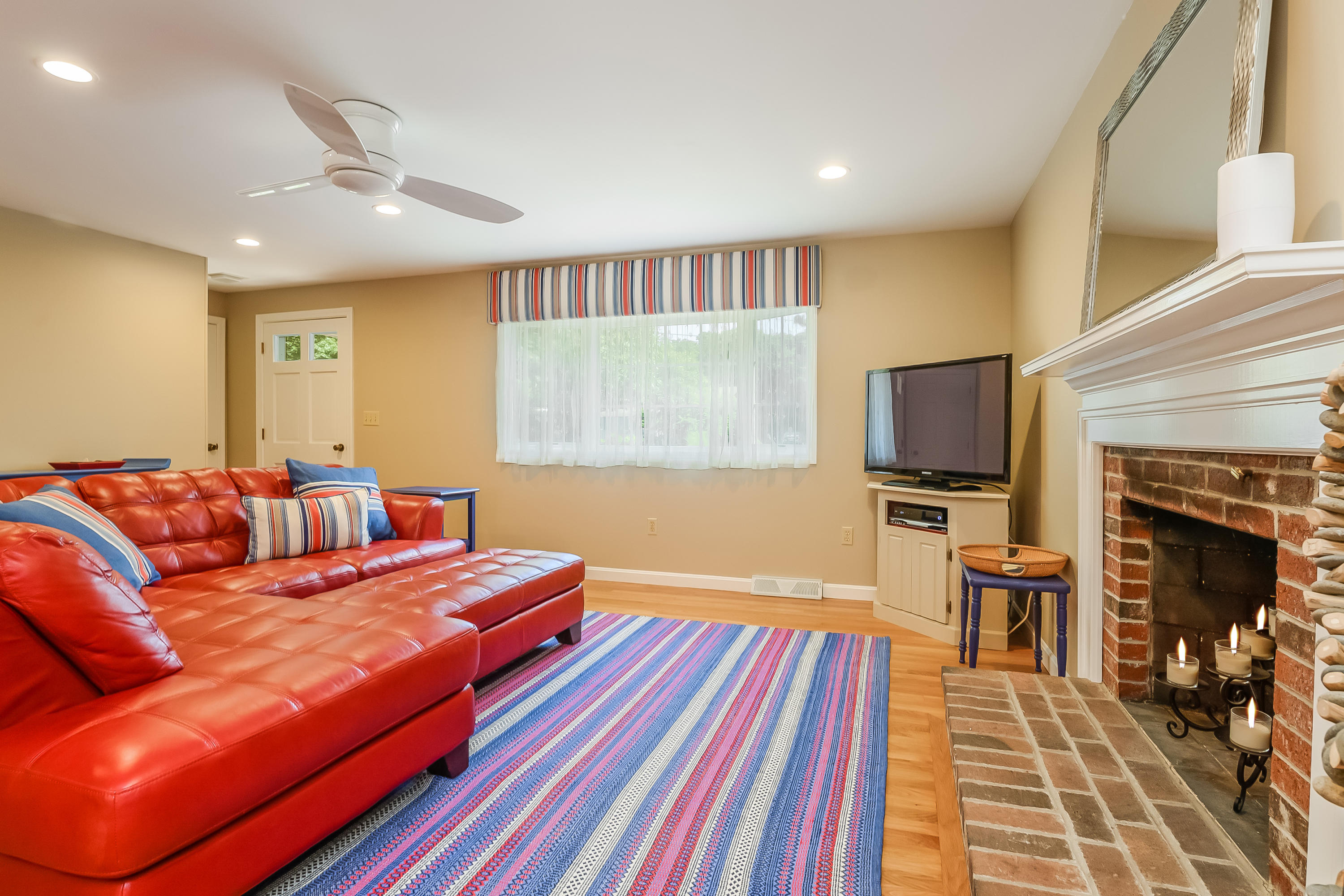 Living Rm 1
