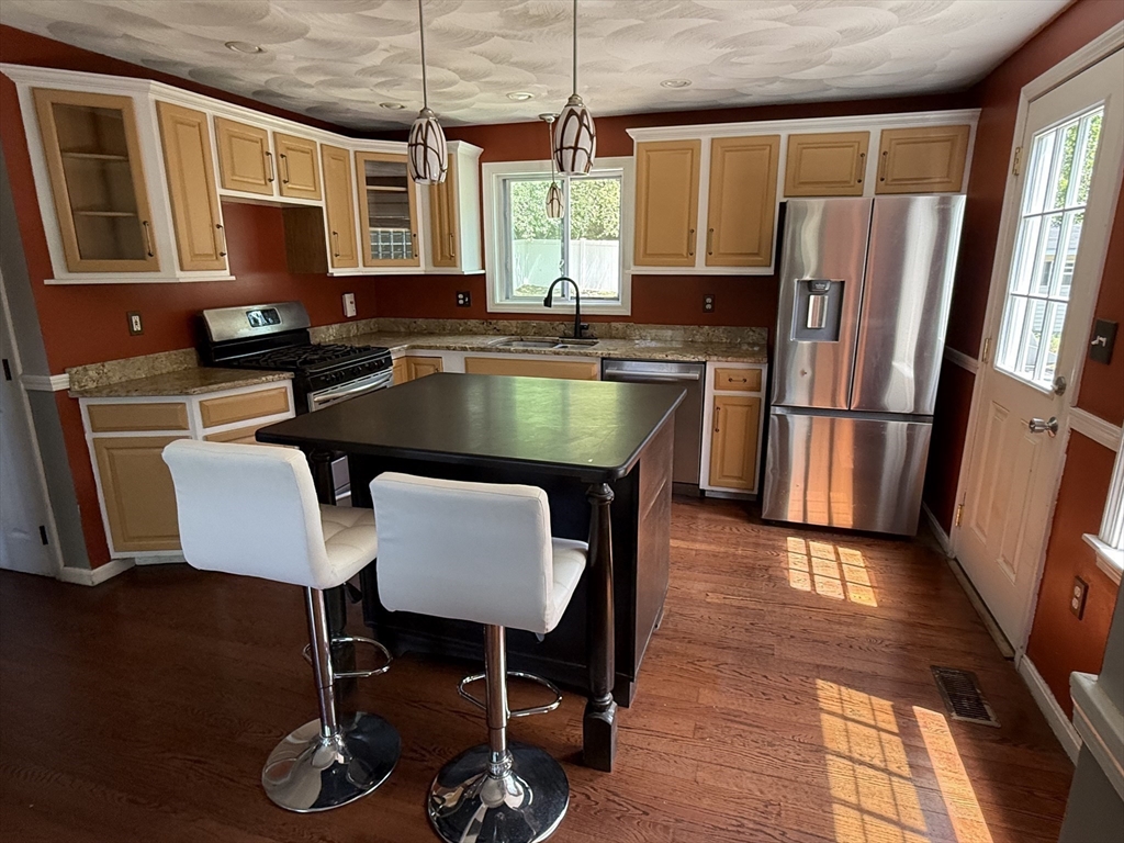 13 North Martin Road Amesbury, MA 01913 - Photo 3 of 14