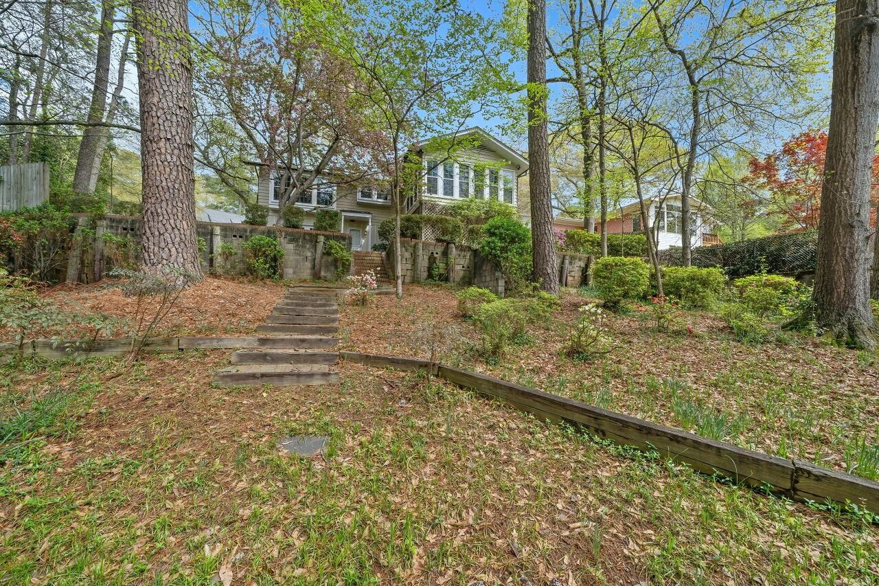 100 East Drewry Lane Raleigh, NC 27609 - Photo 4 of 18 Photo 4