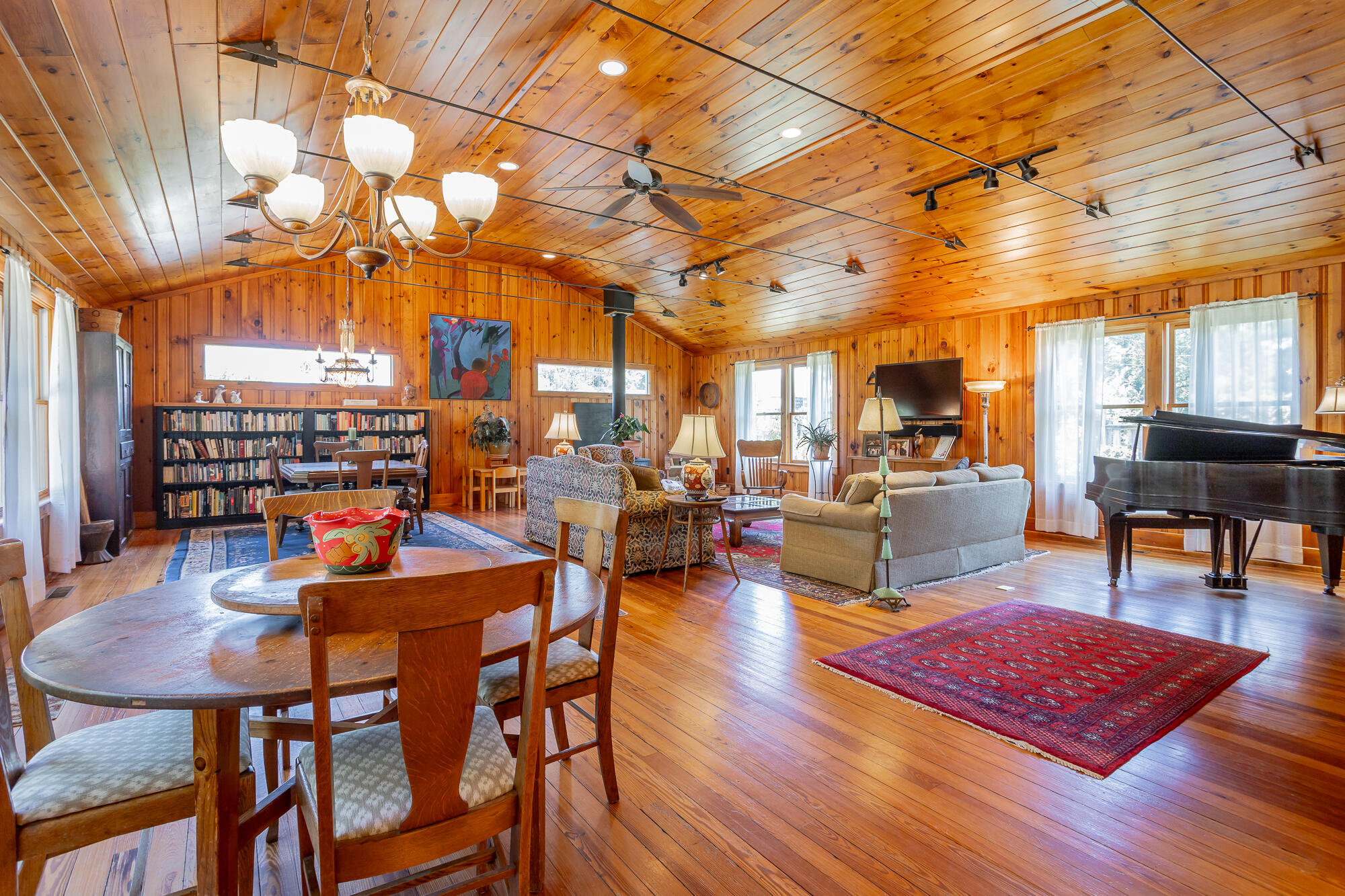 1001 Smith Spring Street Signal Mountain, TN 37377 - Photo 13 of 67 1001 Smith Spring Street HD-34