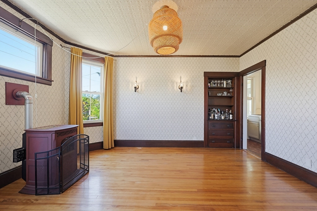 24 Main Street Upton, MA 01568 - Photo 9 of 40