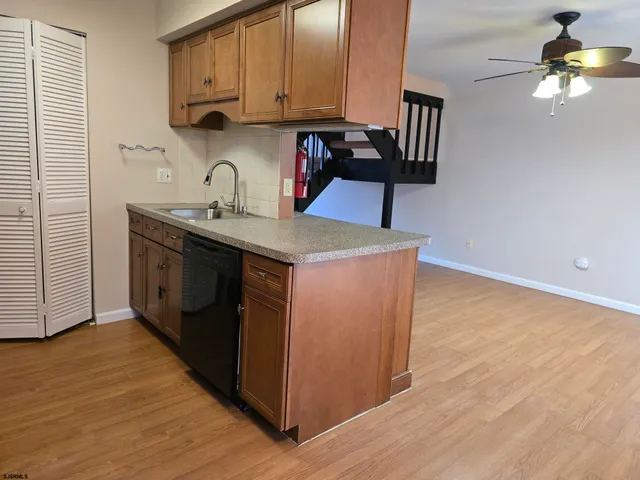 $179,900 | 2529 Cottonwood Court, Unit 2529, Mays Landing, NJ 08330