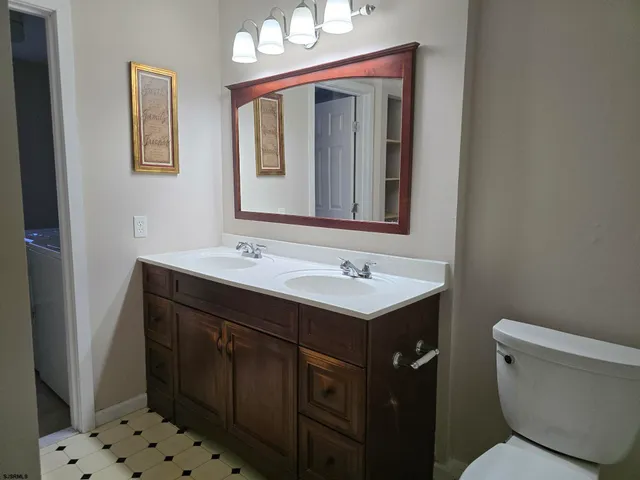 $179,900 | 2529 Cottonwood Court, Unit 2529, Mays Landing, NJ 08330