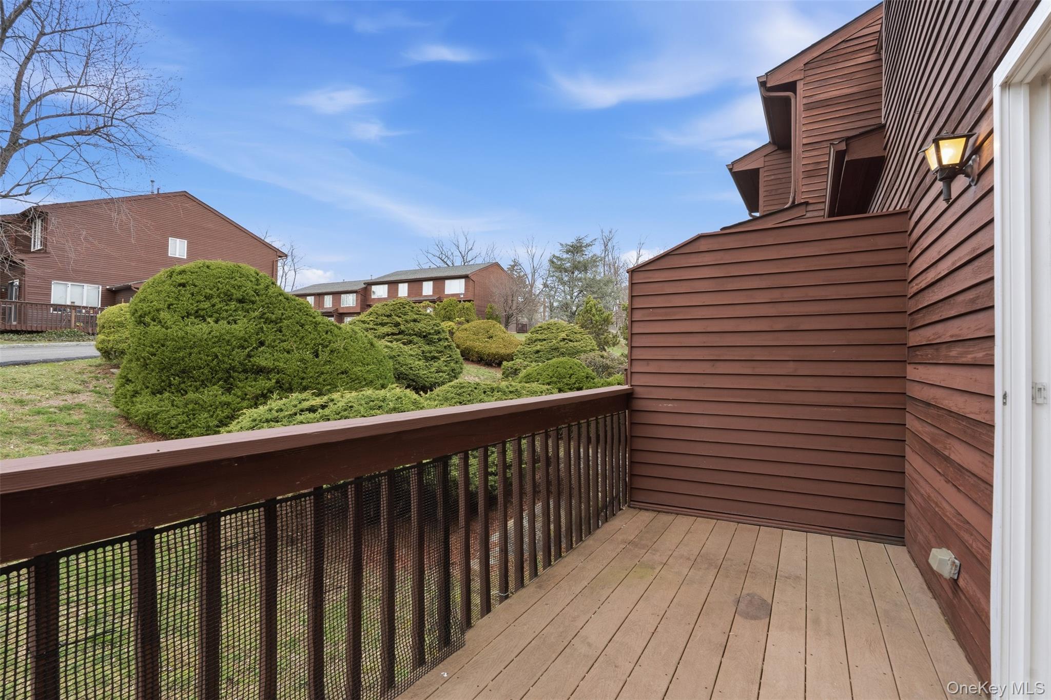 17 Knoll View Ossining, NY 10562 - Photo 16 of 34 a balcony view with a seating space