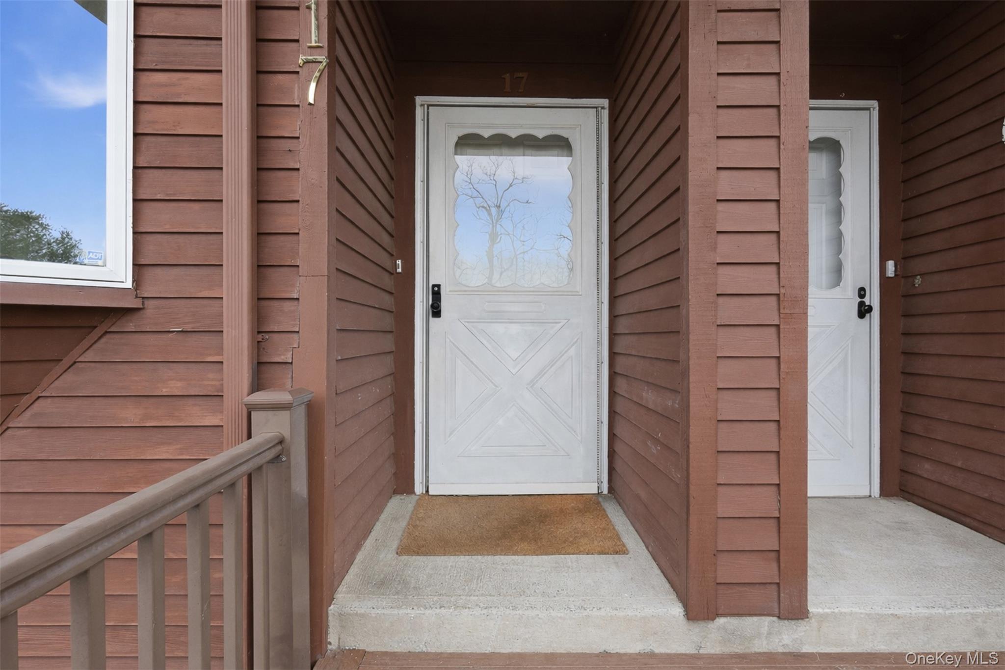 17 Knoll View Ossining, NY 10562 - Photo 5 of 34