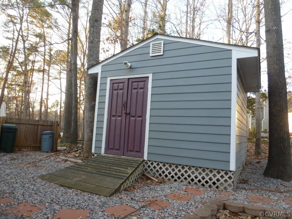 14806 Acorn Ridge Road Midlothian, VA 23112 - Photo 21 of 24 a front view of a house