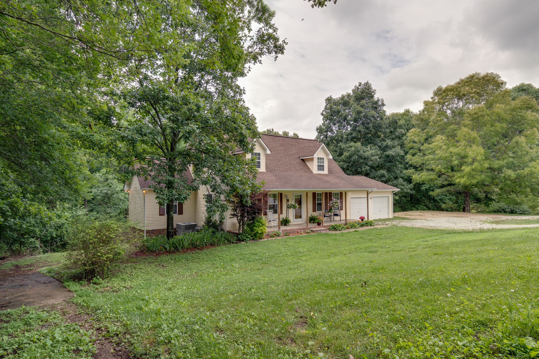 644 Old Florence Pulaski Road Leoma, TN 38468 - Photo 3 of 32 Gallery Image 3