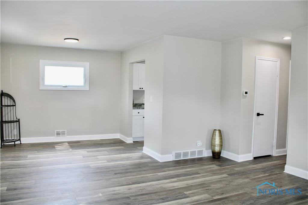5023 Trimble Road Toledo, OH 43613 - Photo 16 of 38 Gallery Image 16