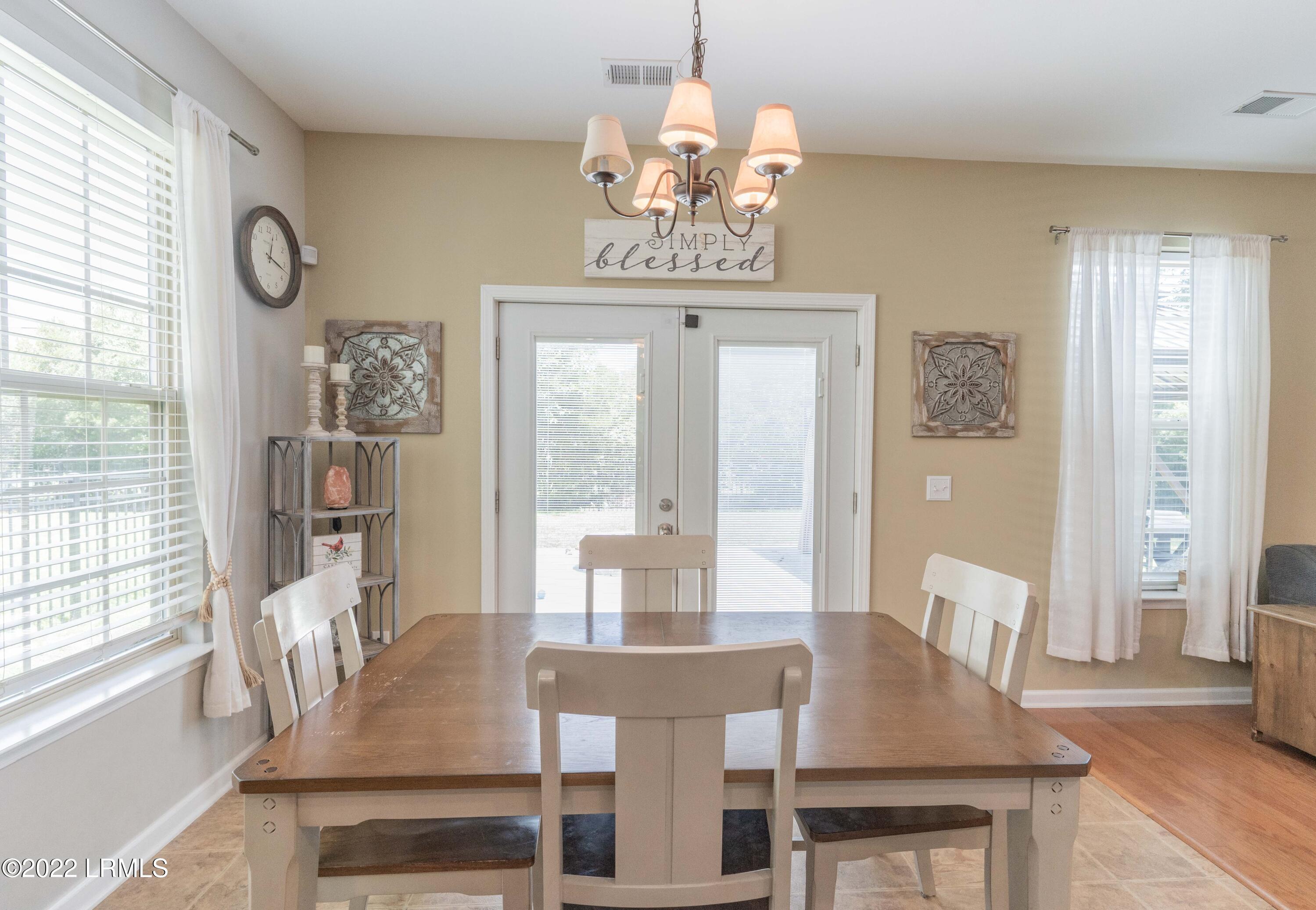 115 Crabble Mill Drive Bluffton, SC 29909 - Photo 11 of 43 115 Crabble Mill dr (31 of 44)