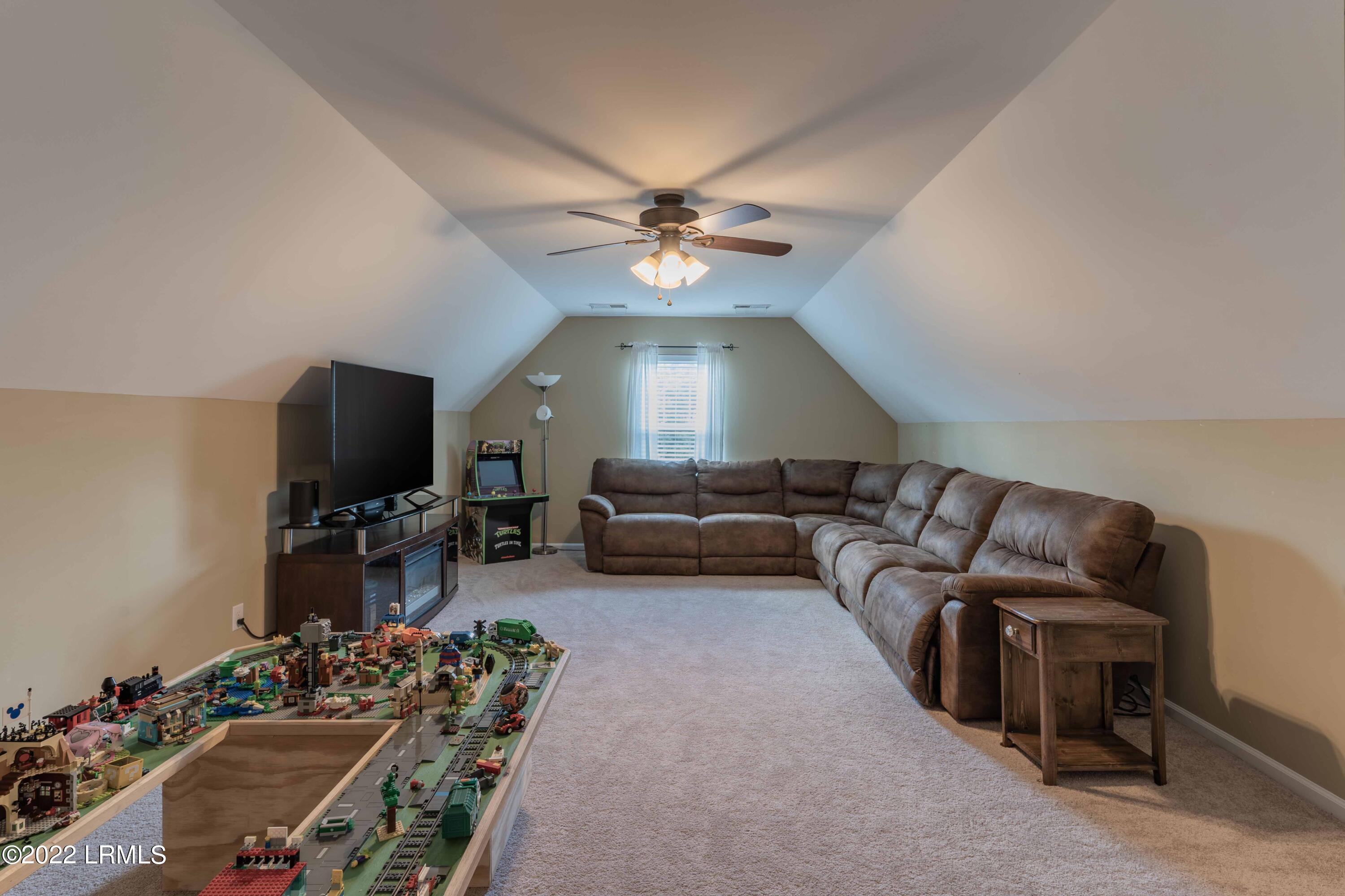 115 Crabble Mill Drive Bluffton, SC 29909 - Photo 26 of 43 115 Crabble Mill dr (18 of 44)