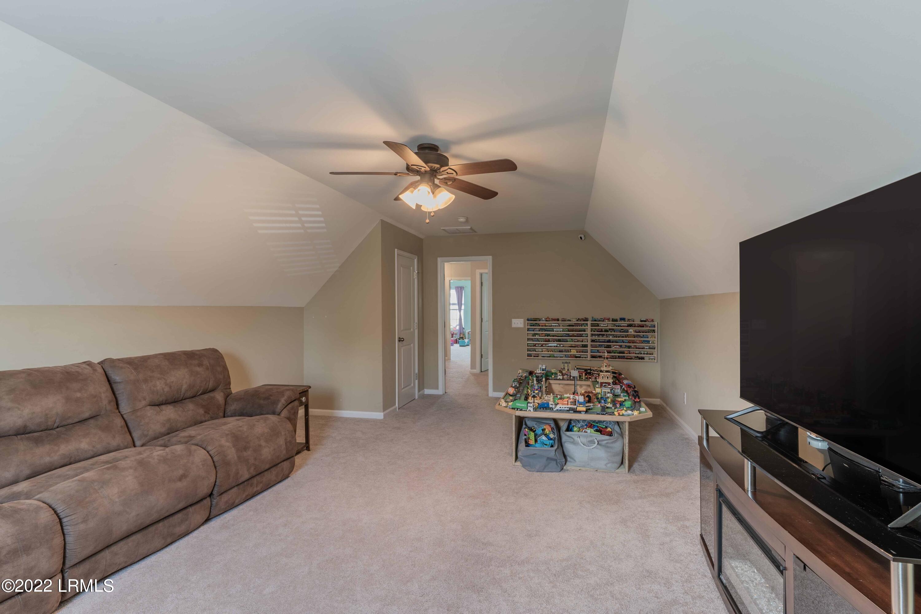 115 Crabble Mill Drive Bluffton, SC 29909 - Photo 27 of 43 115 Crabble Mill dr (17 of 44)