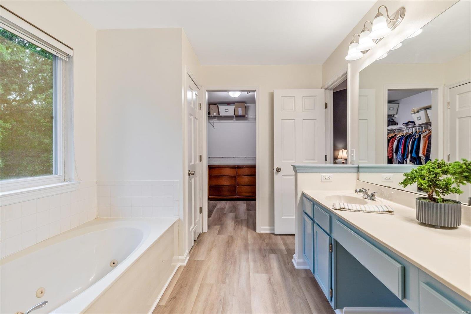 7010 Stony Ridge Road St. Louis, MO 63129 - Photo 25 of 50 Gallery Image 25