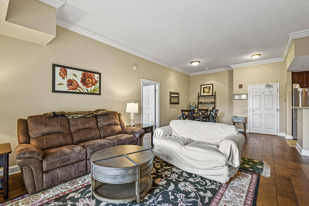 38 Village Road, Unit 709 Middleton, MA 01949 - Photo 4 of 39 Gallery Image 4