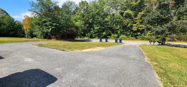 $375,000 | 137 Oak Hill Drive, Lynchburg, VA 24502