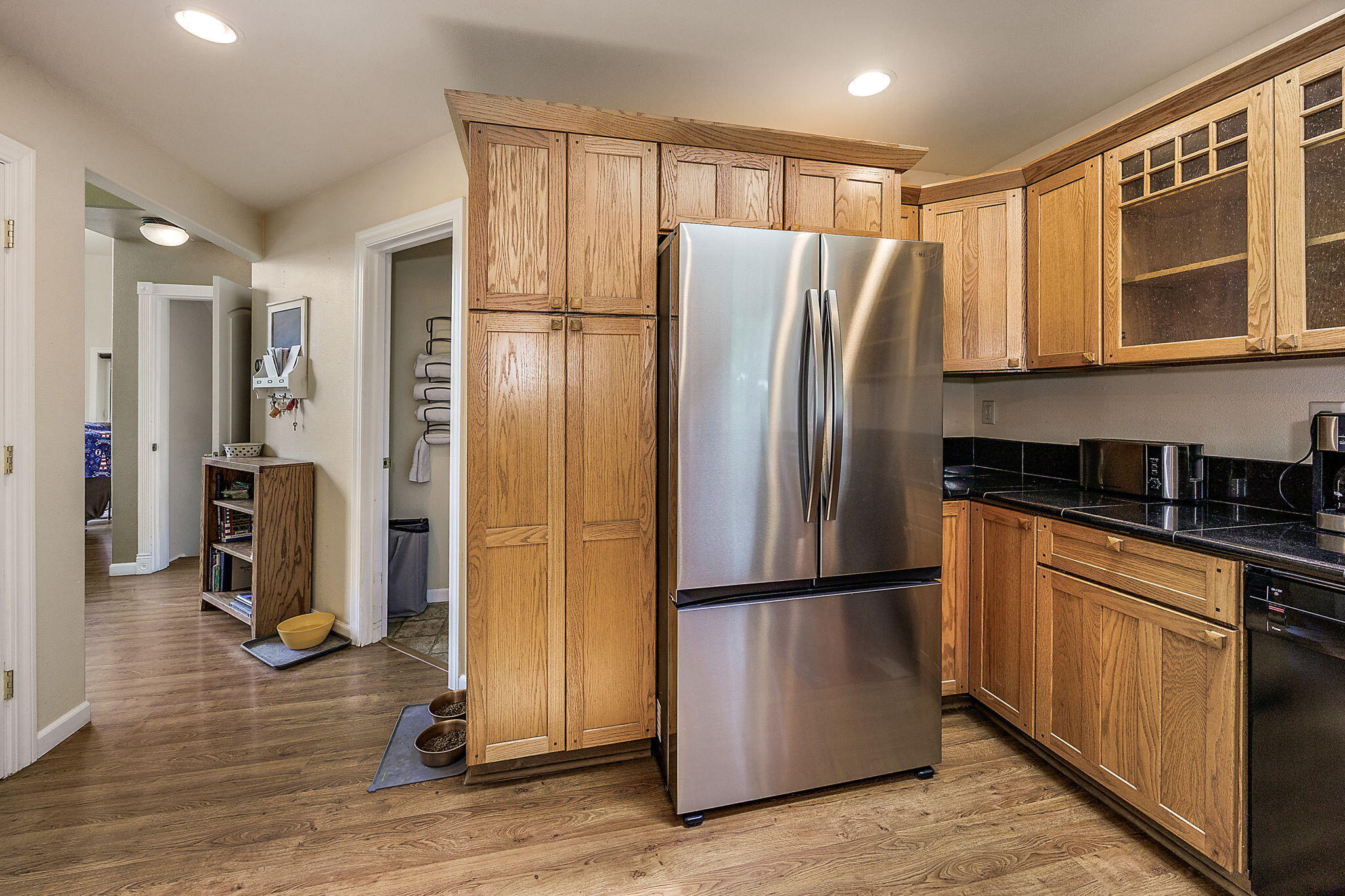 4291 Pioneer Road Medford, OR 97501 - Photo 15 of 64 PR (48)