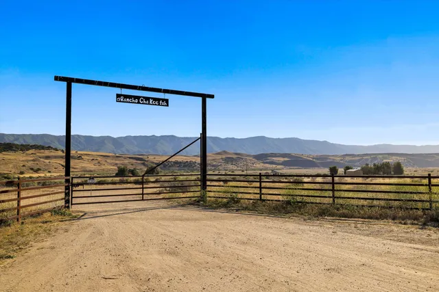 $1,200,000 | 13750 Cuyama Highway, Cuyama, CA 93254
