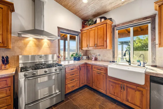 $1,200,000 | 13750 Cuyama Highway, Cuyama, CA 93254