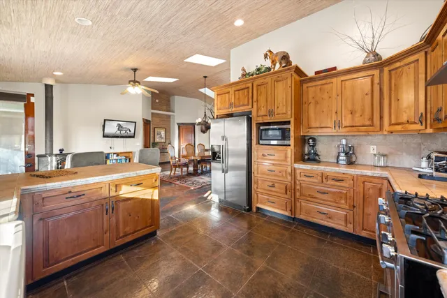 $1,200,000 | 13750 Cuyama Highway, Cuyama, CA 93254