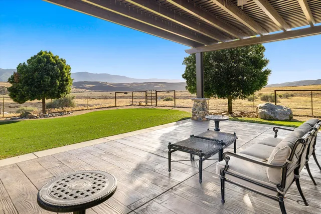 $1,200,000 | 13750 Cuyama Highway, Cuyama, CA 93254