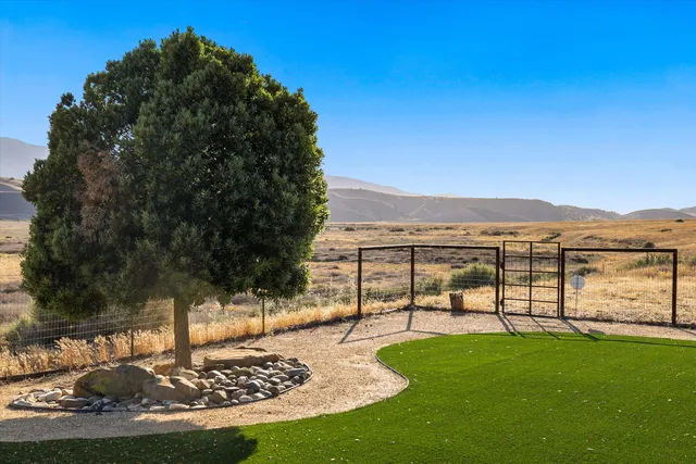 $1,200,000 | 13750 Cuyama Highway, Cuyama, CA 93254