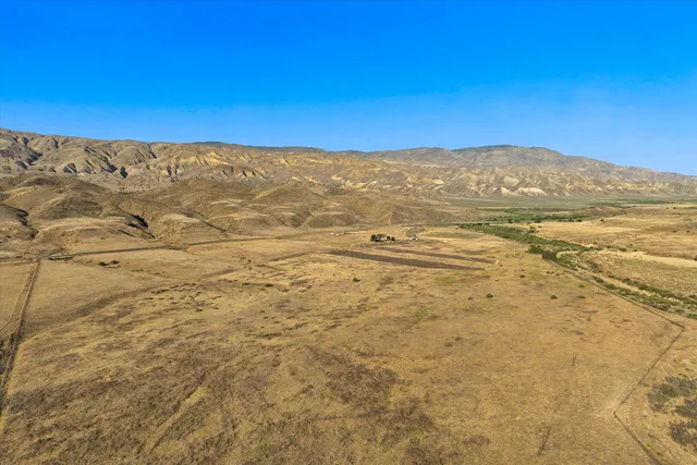 $1,200,000 | 13750 Cuyama Highway, Cuyama, CA 93254