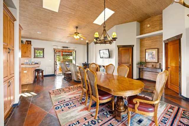 $1,200,000 | 13750 Cuyama Highway, Cuyama, CA 93254