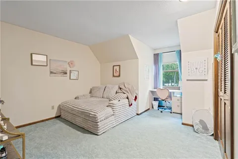 $680,000 | 7447 Black Oak Circle, Stilwell, KS 66085