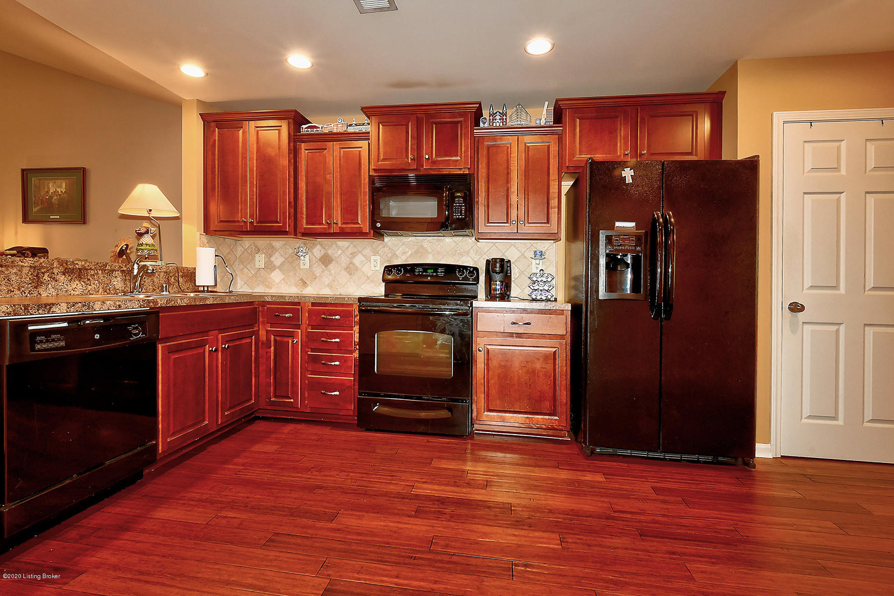 6709 Renate Road Louisville, KY 40291 - Photo 7 of 21 Renate 0011