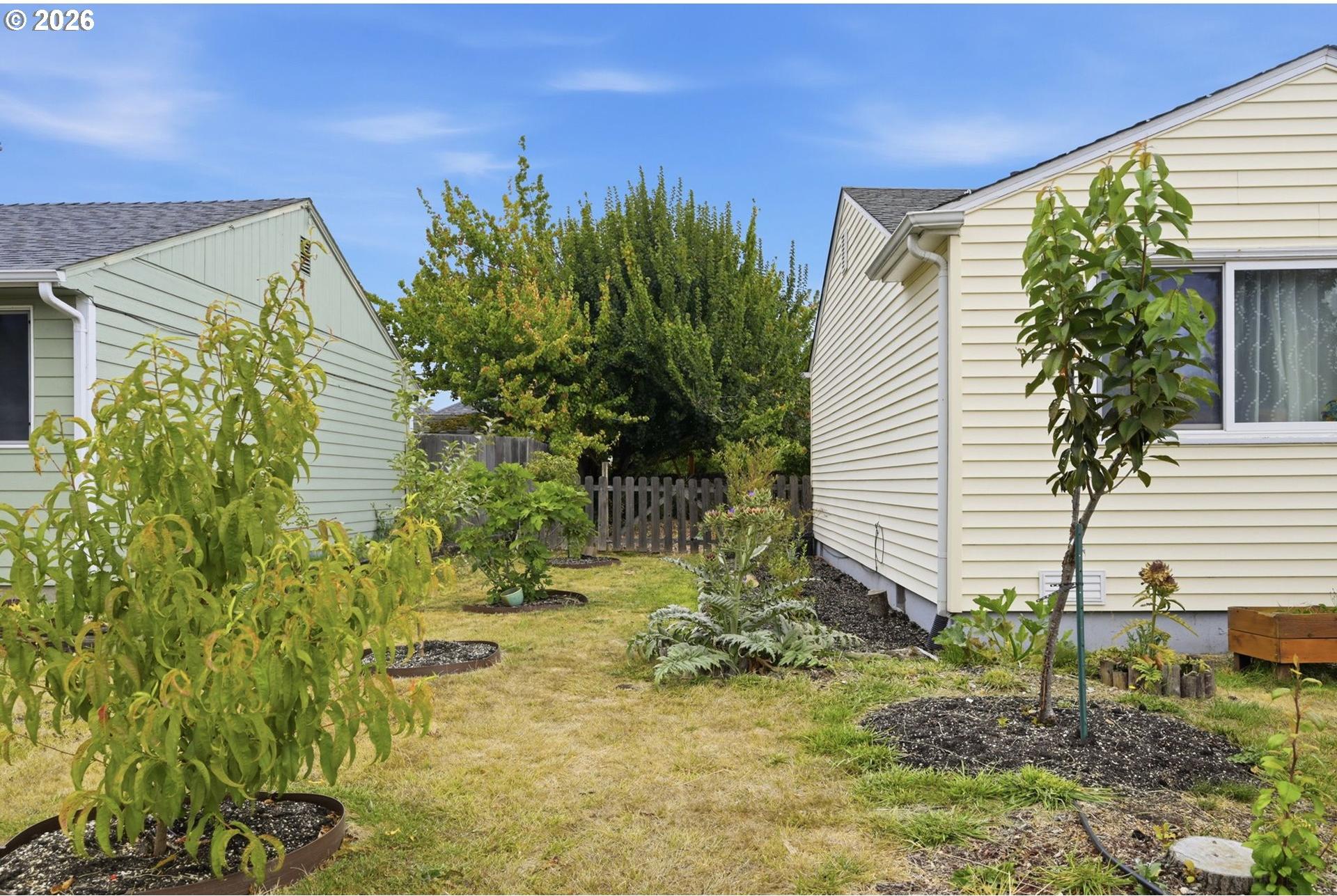 1432 Modoc Street Springfield, OR 97477 - Photo 31 of 32 Gallery Image 31