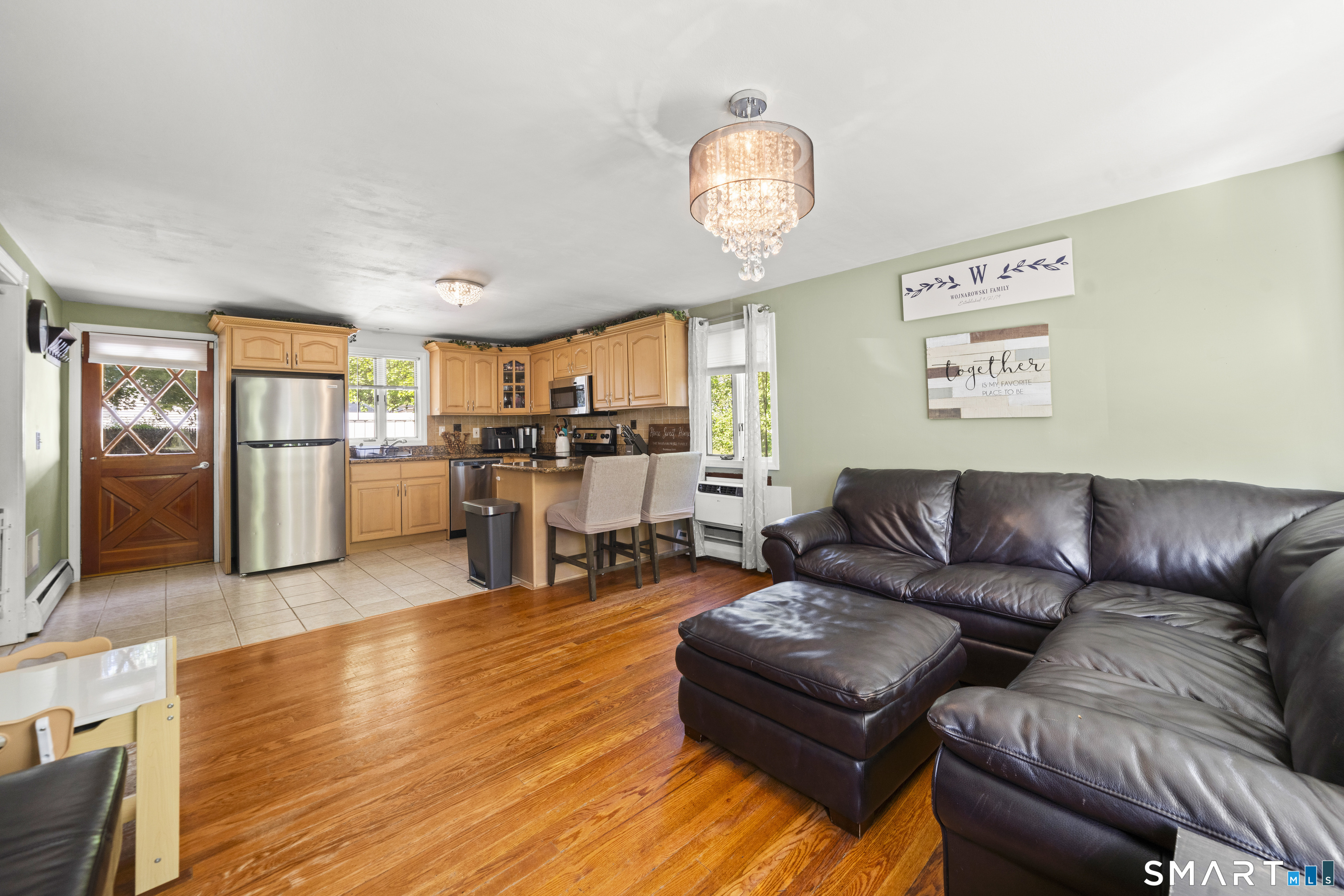 62 Butler Avenue Southington, CT 06489 - Photo 5 of 37