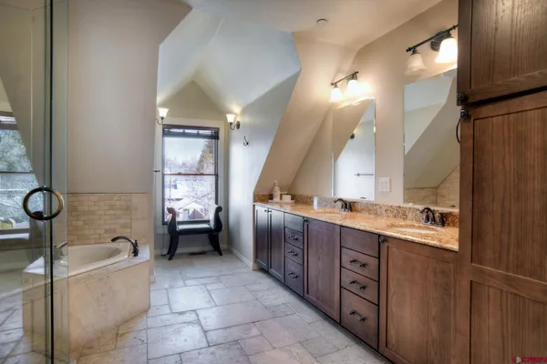 $599,000 | 270 East College Drive, Unit 202, Durango, CO 81301