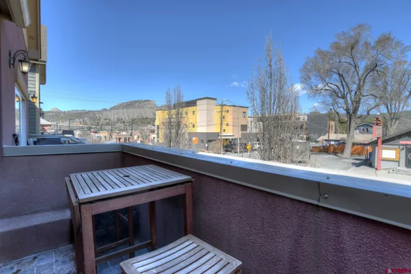 $599,000 | 270 East College Drive, Unit 202, Durango, CO 81301
