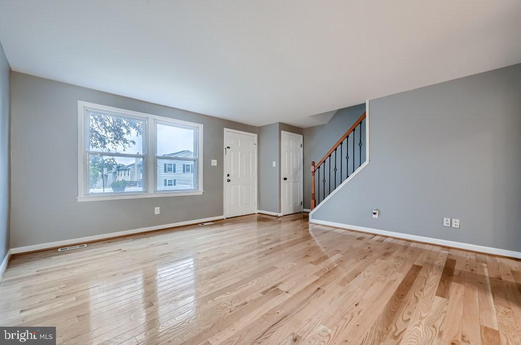 5409 Princess Drive Rosedale, MD 21237 - Photo 3 of 28