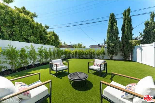 $4,750 | 11912 Elkwood Street, North Hollywood, CA 91605