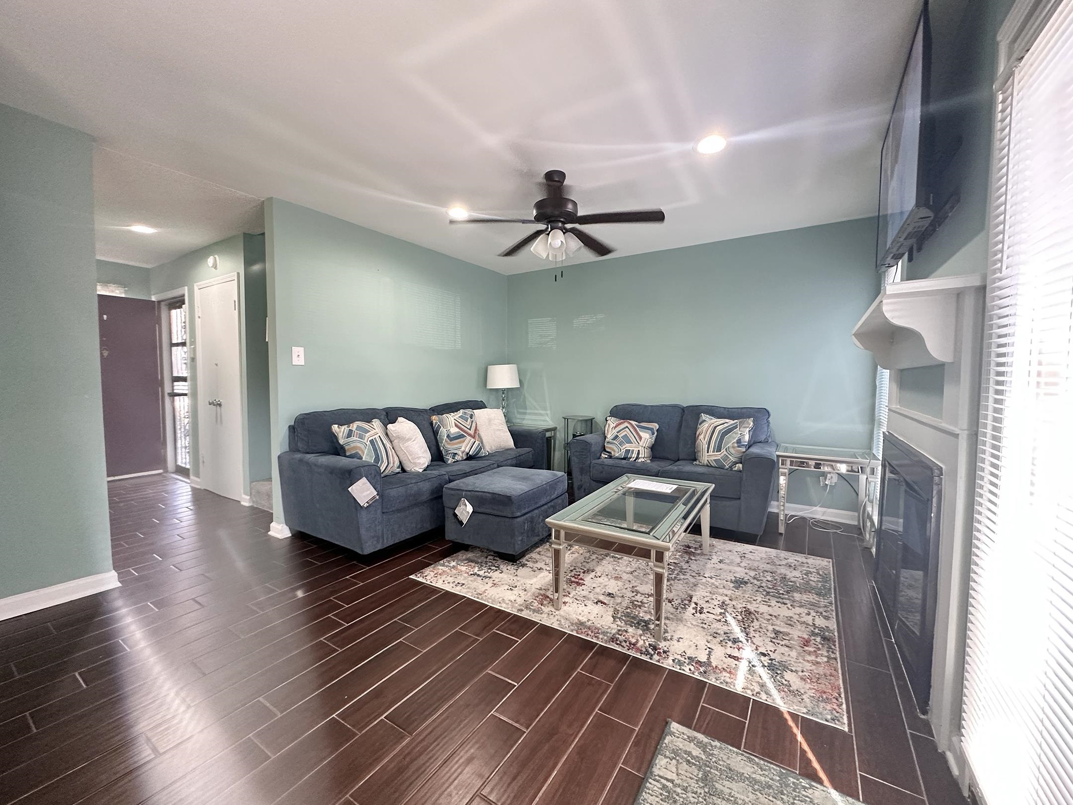 3968 Grahamdale Circle, Memphis, TN 38122 Compass