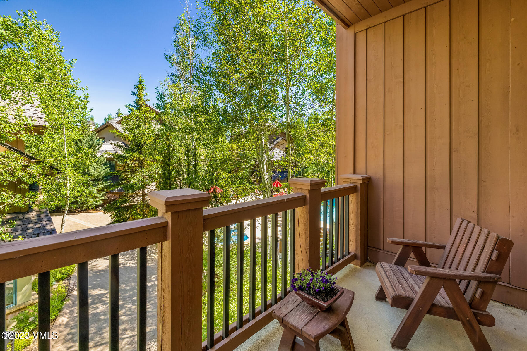 160 Cresta Road, Unit 202 Edwards, CO 81632 - Photo 4 of 27 160 Cresta Rd-004-025-Deck-MLS_Size