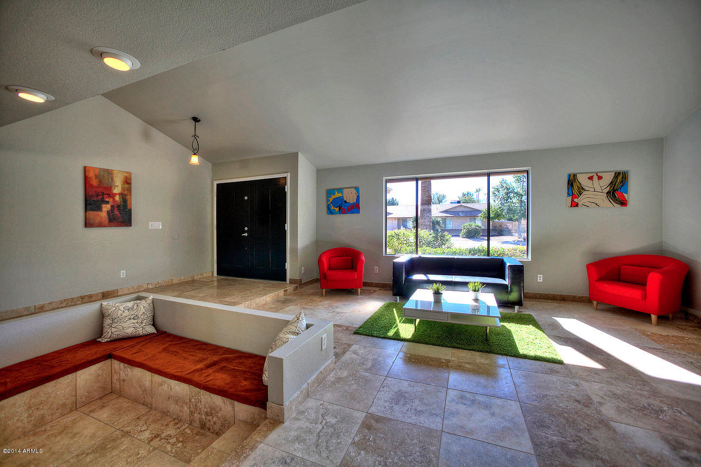 4308 East Hearn Road Phoenix, AZ 85032 - Photo 4 of 27 Living Room