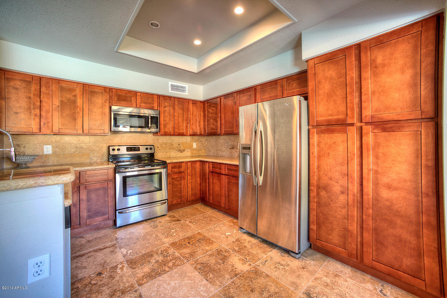 4308 East Hearn Road Phoenix, AZ 85032 - Photo 7 of 27 Kitchen