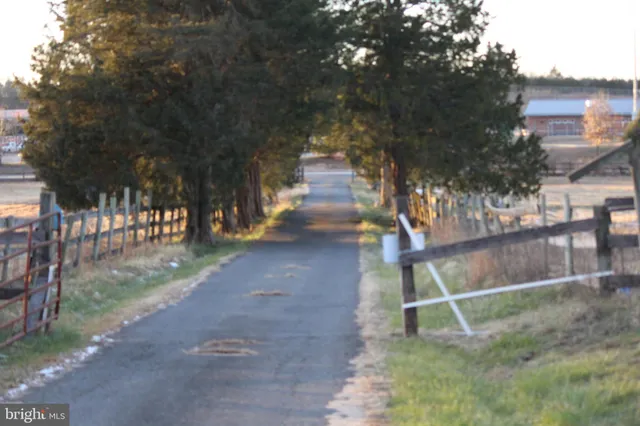 $7,500,000 | 10410 Kettle Run Road, Nokesville, VA 20181