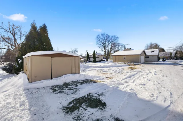 $189,900 | 1920 Mason Street, New Holstein, WI 53061