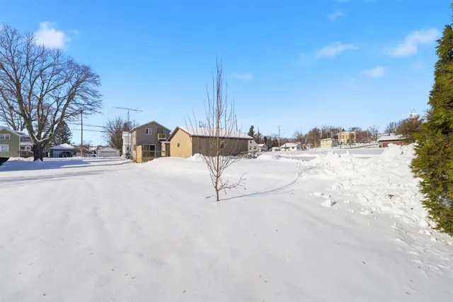 $189,900 | 1920 Mason Street, New Holstein, WI 53061