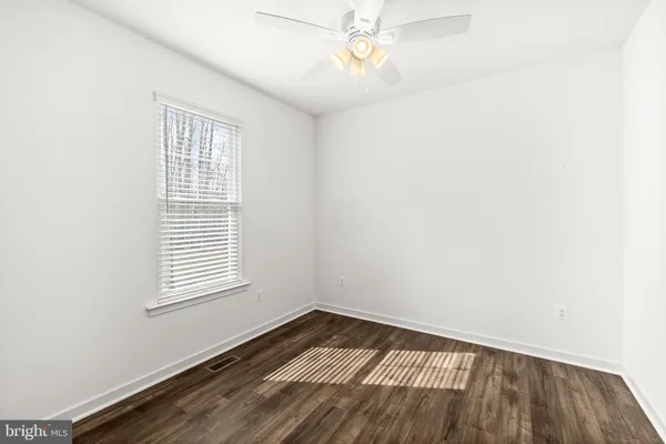 a bath tub sitting in a bathroom