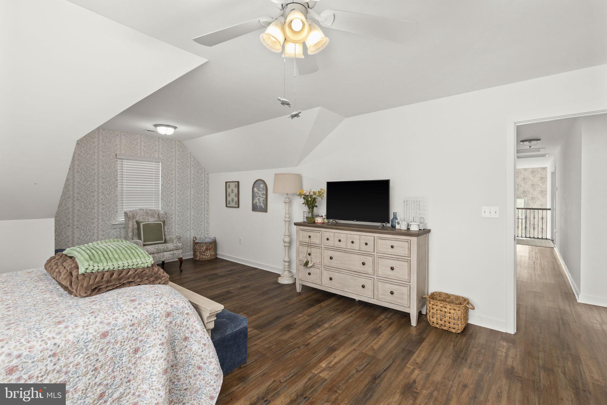 9092 Caledon Road King George, VA 22485 - Photo 42 of 79 Upstairs Bedroom #5