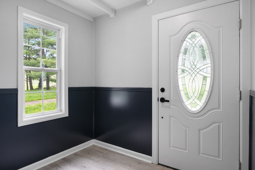 3052 Cedar Springs Road Sugar Grove, VA 24375 - Photo 5 of 33 Gallery Image 5