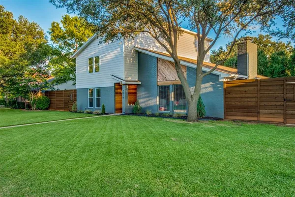 $575,000 | 2010 Heather Brook Drive, Grapevine, TX 76051