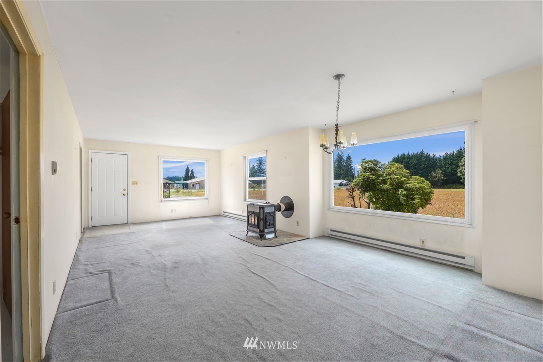 770 West Axton Road Bellingham, WA 98226 - Photo 12 of 40