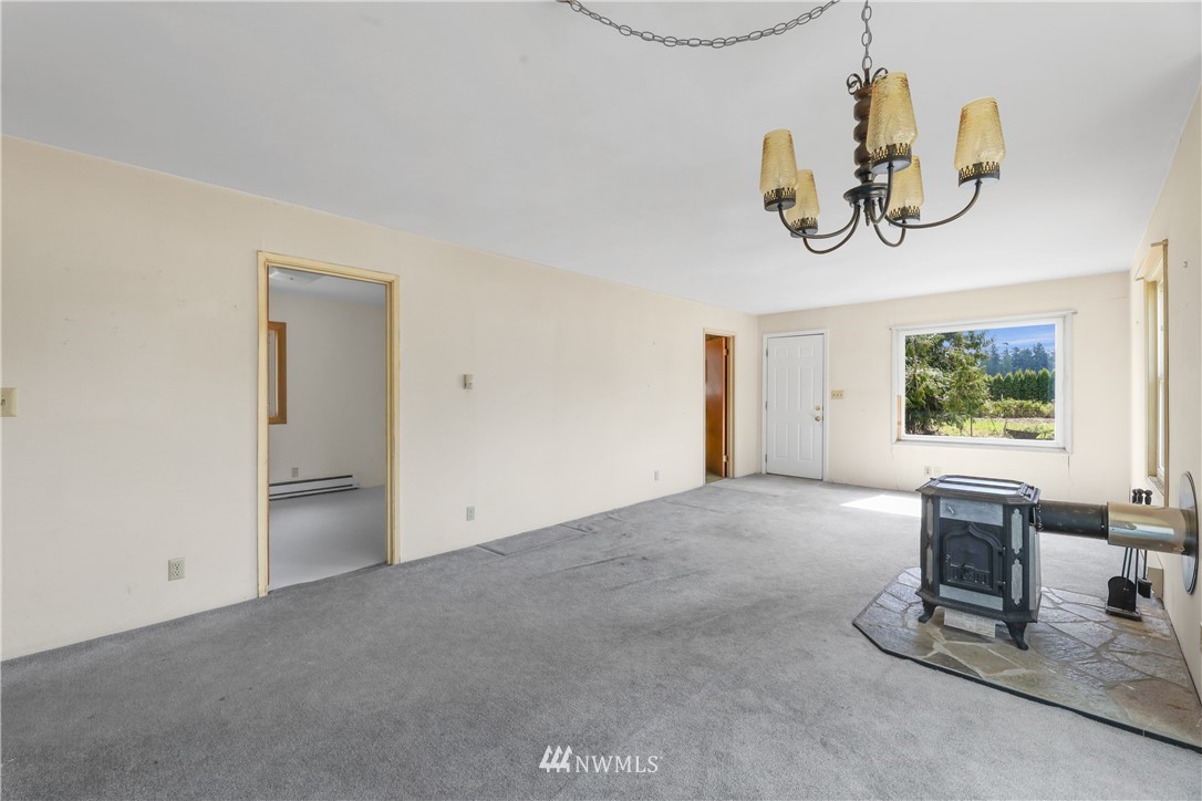 770 West Axton Road Bellingham, WA 98226 - Photo 13 of 40
