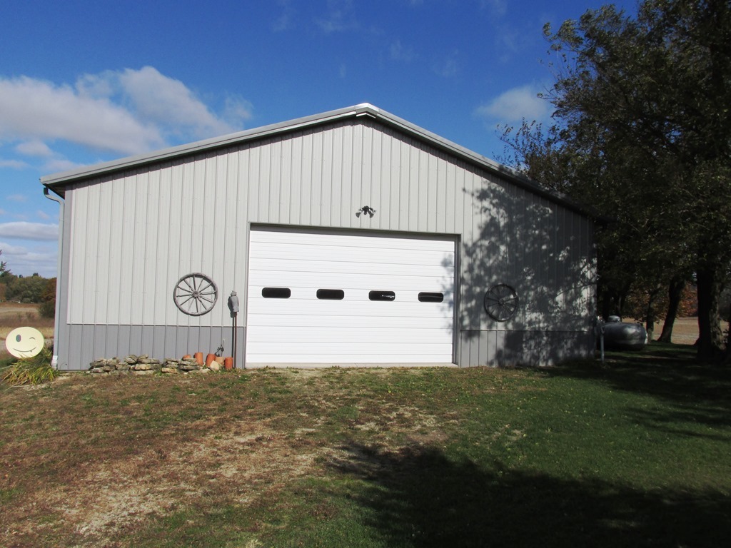 925.42 Fell Road West Brooklyn, IL 61378 - Photo 25 of 29