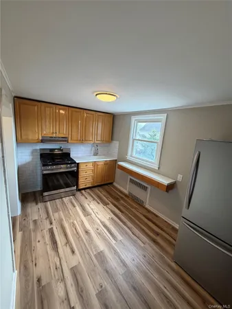$3,200 | 61 Hollywood Avenue, Lynbrook, NY 11563